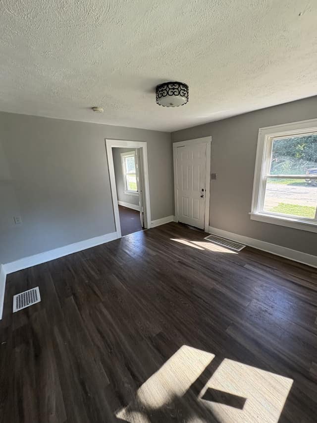 238 W Peoria photo 7