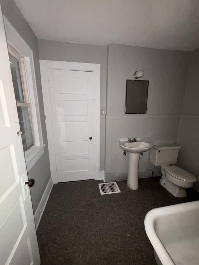 238 W Peoria photo 18