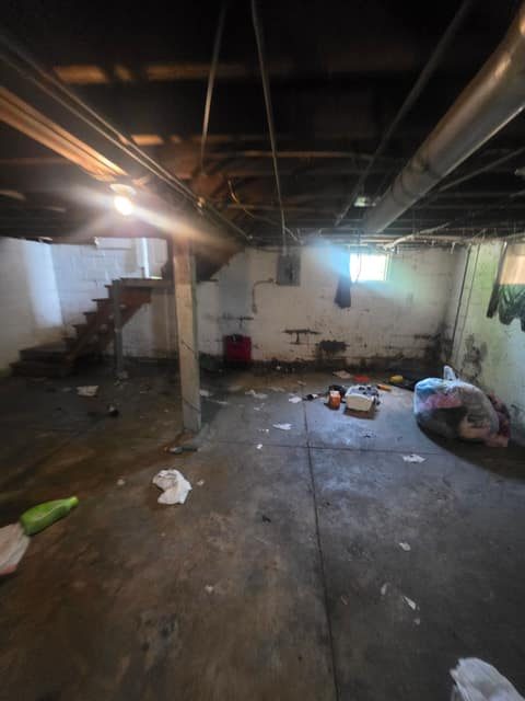 1705 E North St photo 6