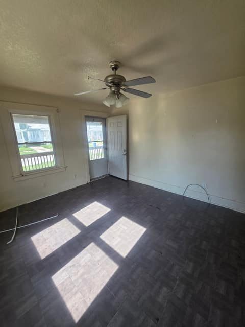 1705 E North St photo 33