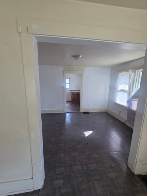 1705 E North St photo 35