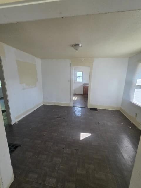 1705 E North St photo 36