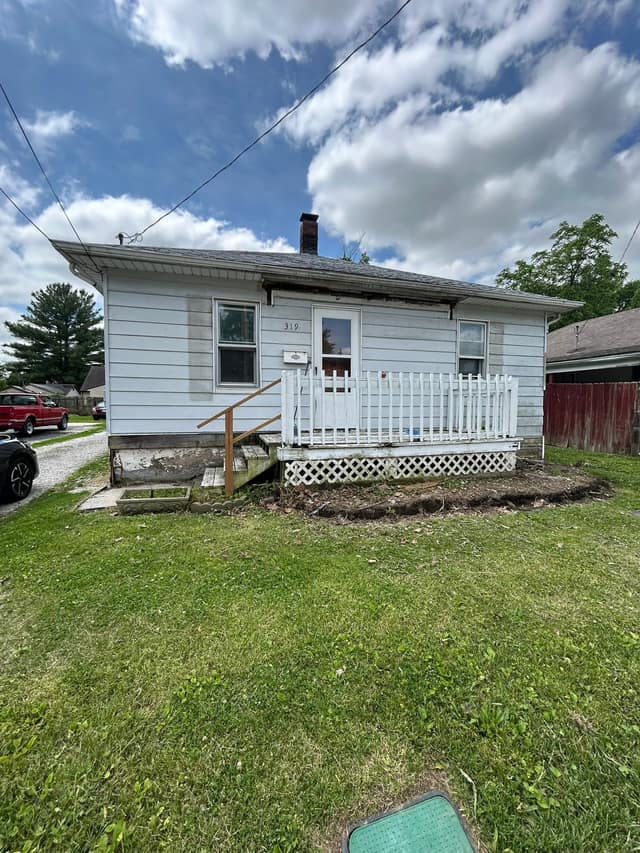 319 West Corbin St photo 1