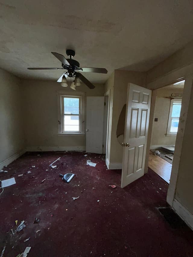 319 West Corbin St photo 7
