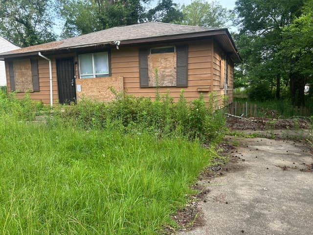 451 Mason Blvd photo 1