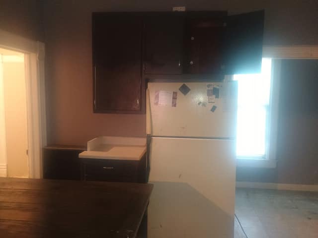 526 W Chandler St photo 5