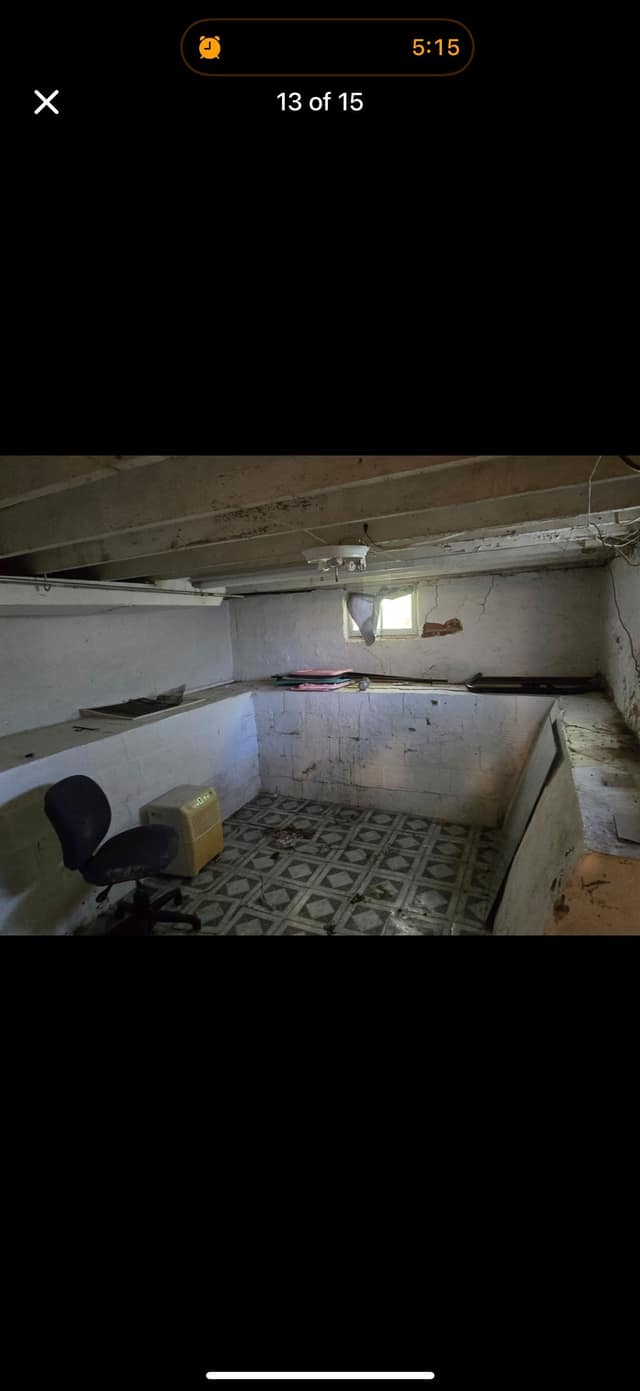526 W Chandler St photo 20
