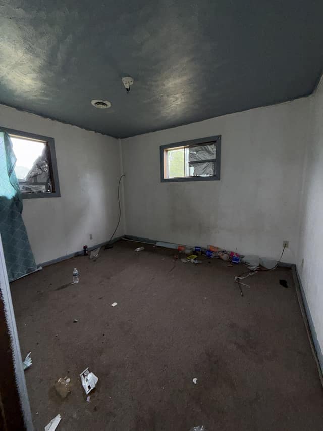 1060 Water St photo 5