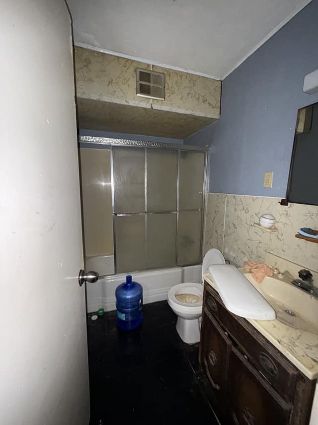 1060 Water St photo 11