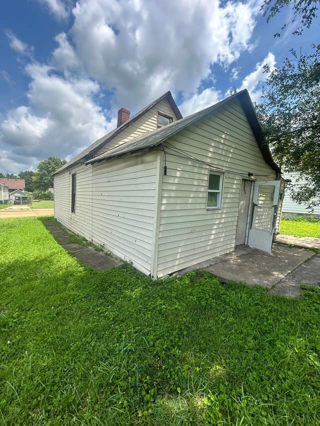 1541 5th Street photo 6