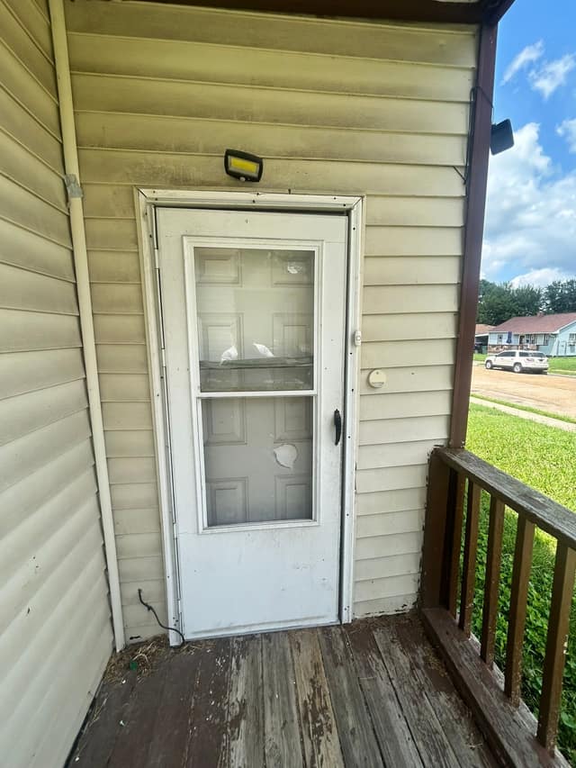 1541 5th Street photo 7