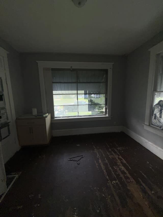 1828 E Main St photo 12