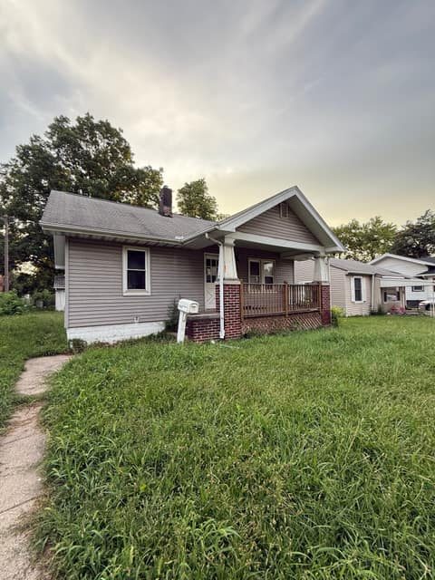1439 N Jasper photo 1