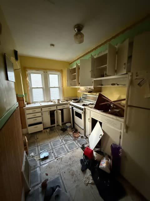 1439 N Jasper photo 6