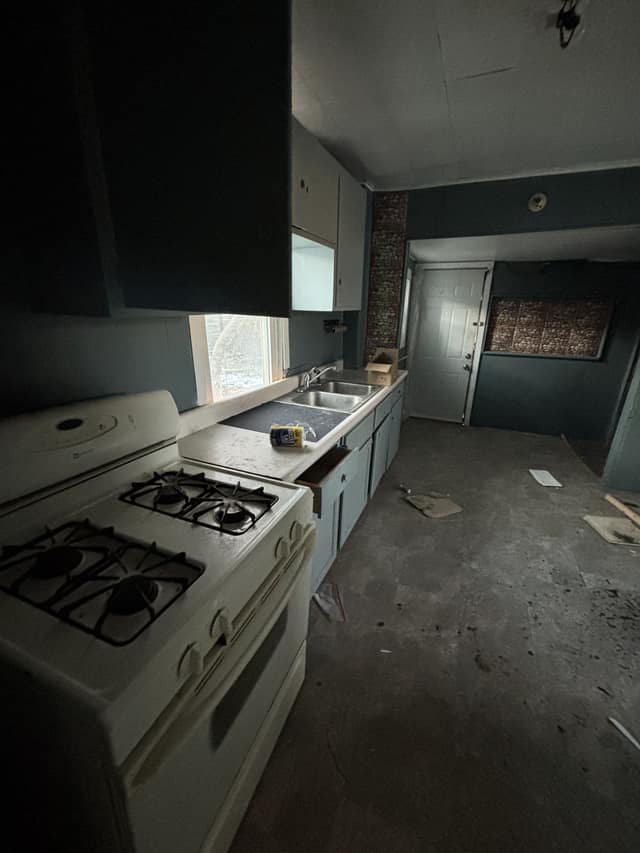 911 W Hurlburt St photo 15