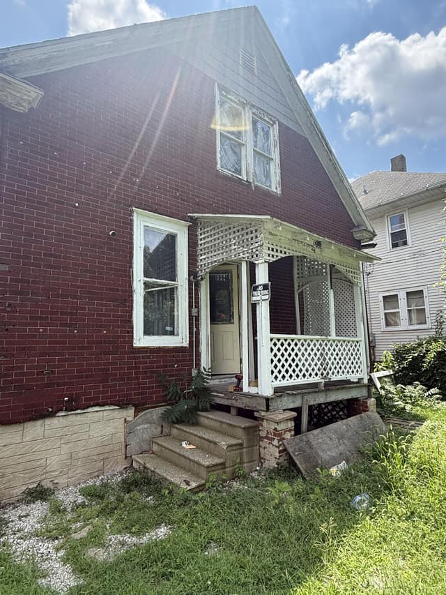442 W Divison St photo 5