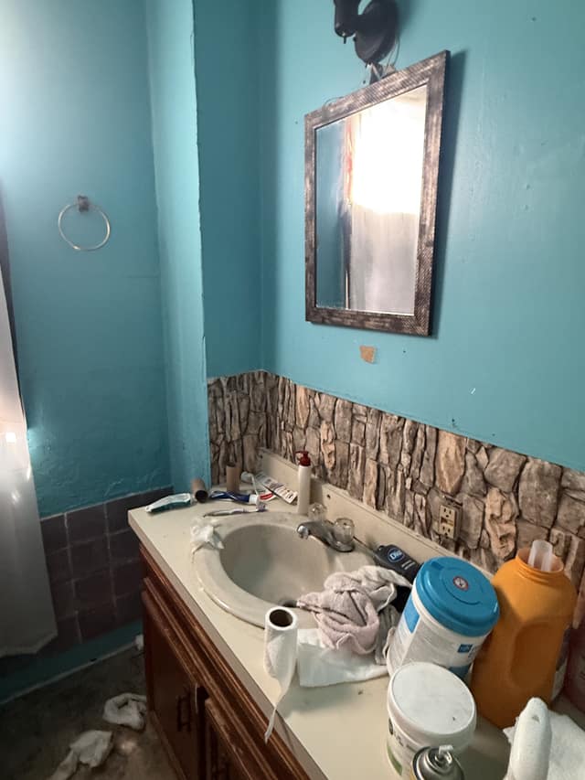 442 W Divison St photo 15