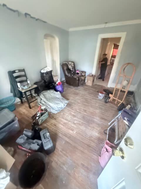 1746 N Woodford St photo 4