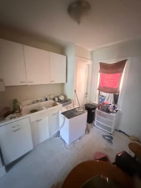 1746 N Woodford St photo 42