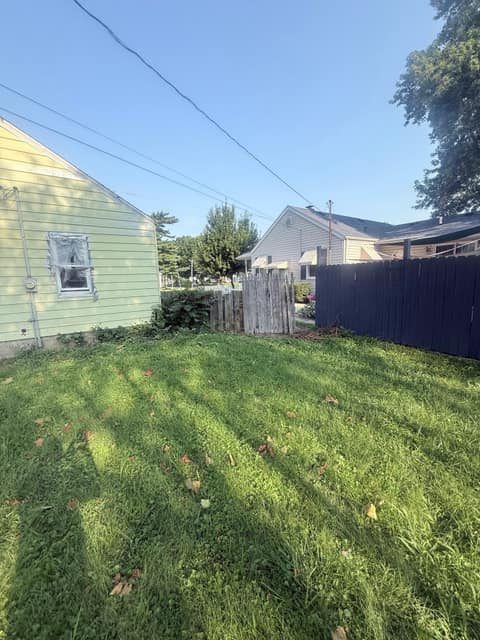 1746 N Woodford St photo 49
