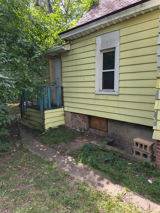 517 Vine St photo 2