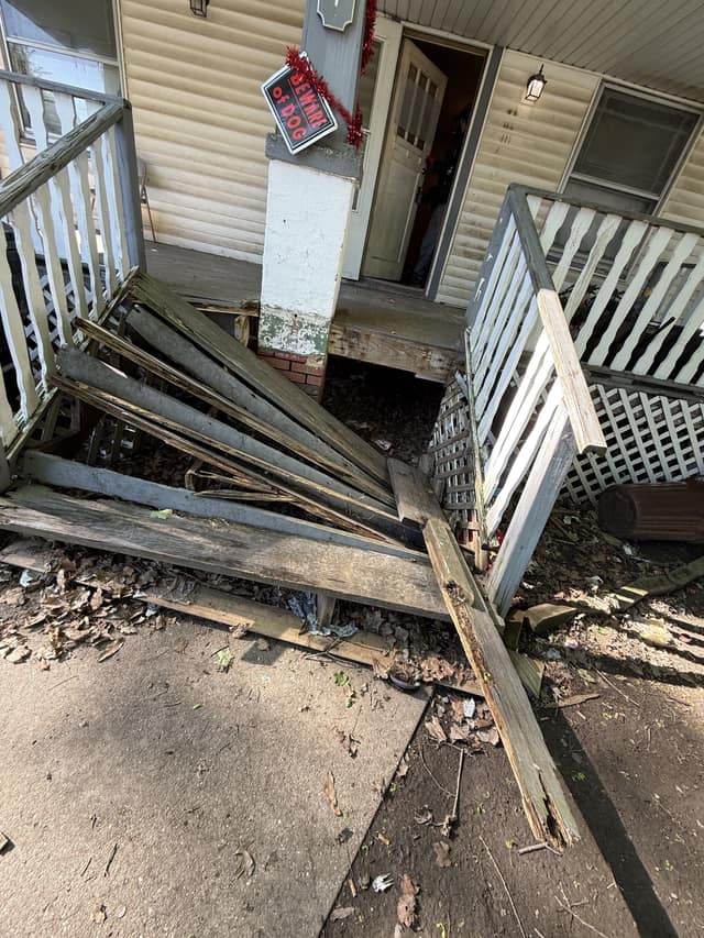 941 w Waggoner St photo 5