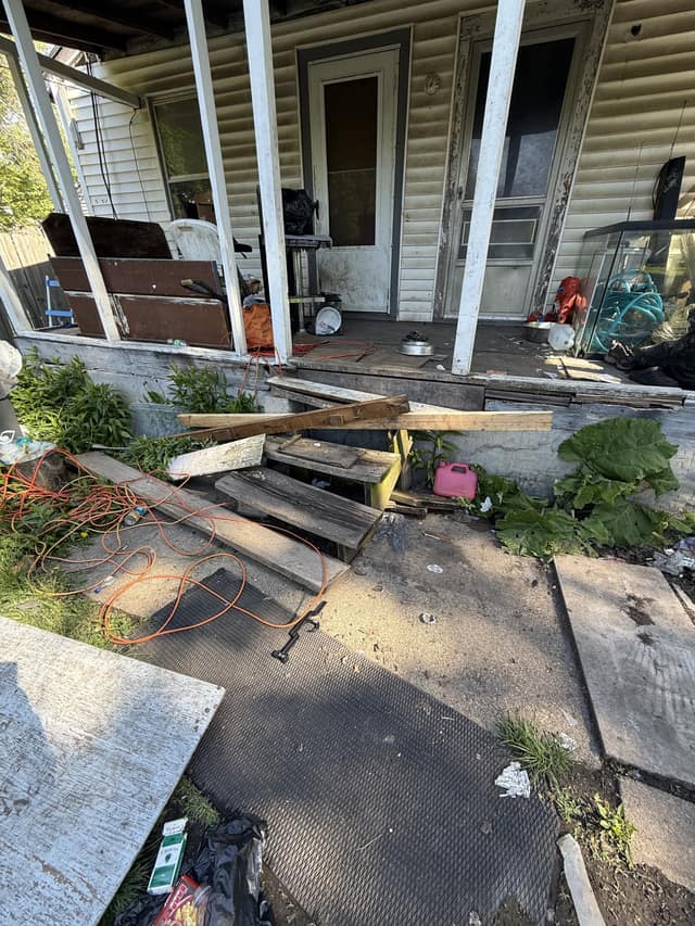 941 w Waggoner St photo 17