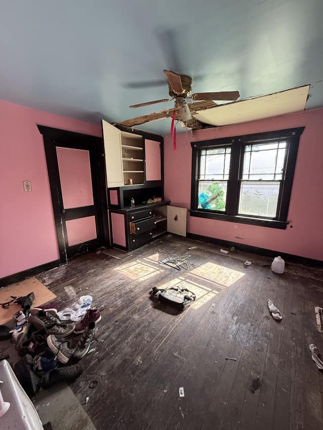 941 w Waggoner St photo 31