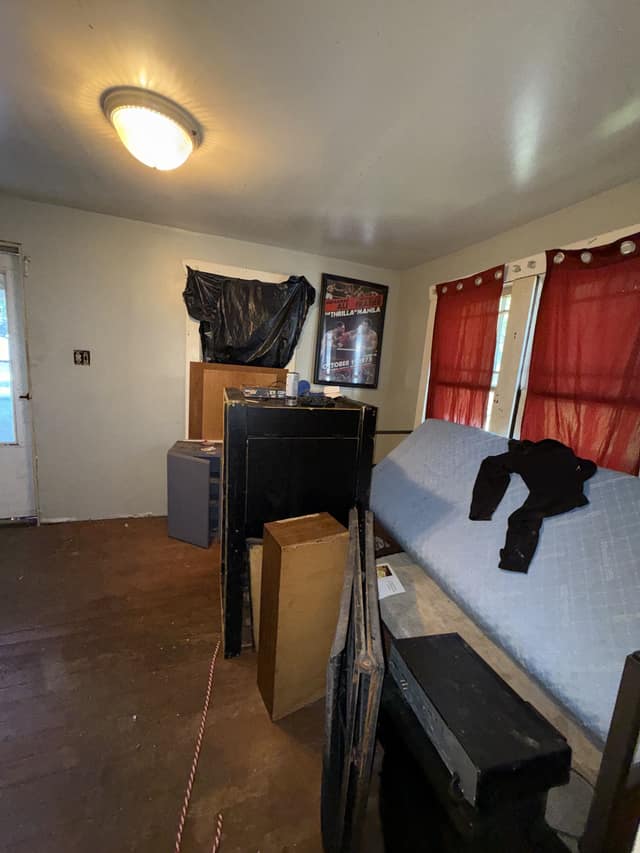 941 w Waggoner St photo 41