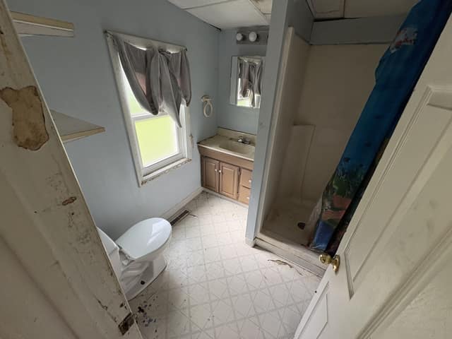 221 E Cherry St photo 19