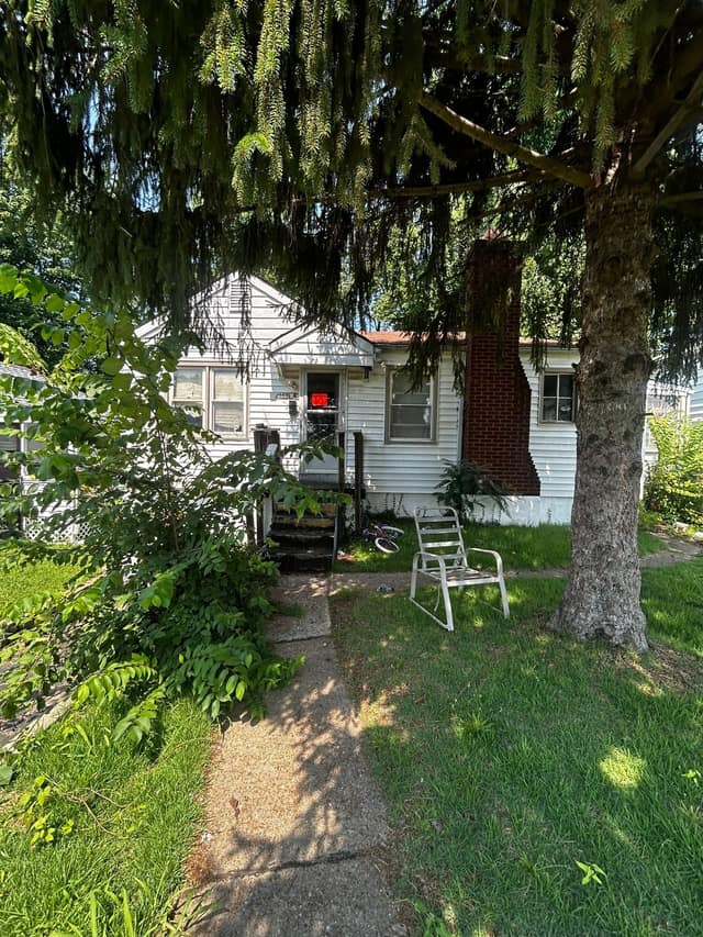 5621 Sunbury Ave  photo 1