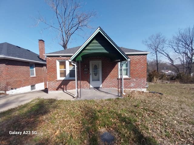 4519 June Avenue photo 1