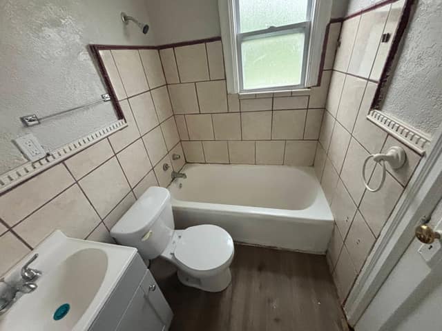 4519 June Avenue photo 19