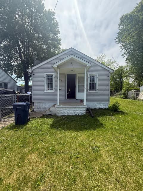 805 Waldman Ave photo 1
