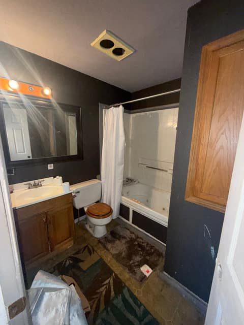805 Waldman Ave photo 12
