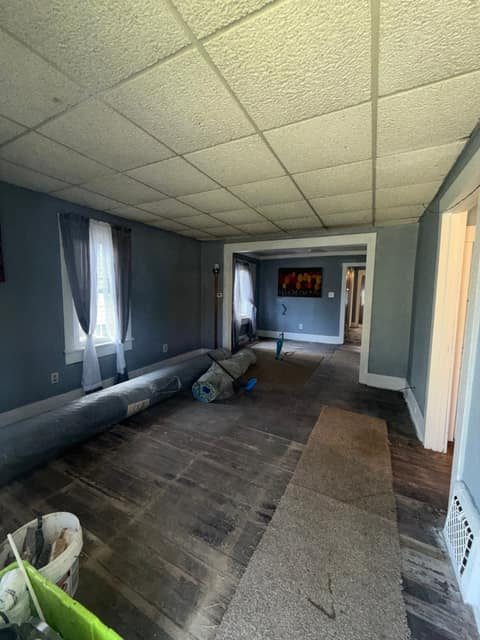 805 Waldman Ave photo 24