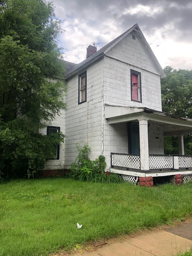 1103 E Prairie St photo 4
