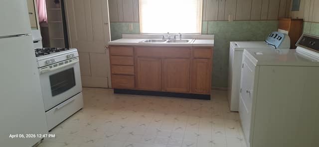 417 N Anderson St photo 6