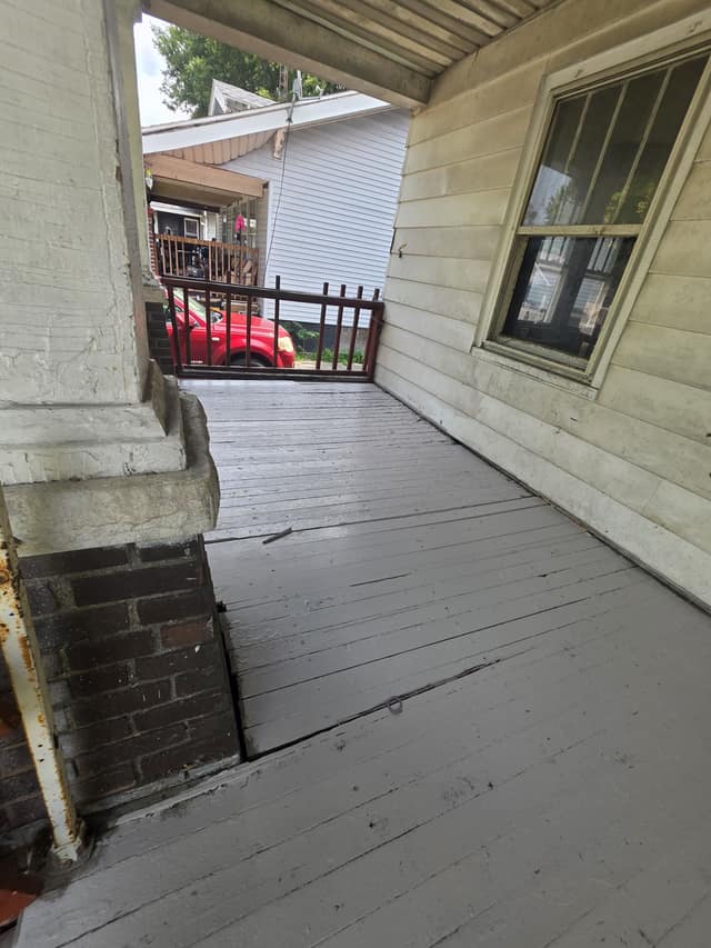 1303 E. Hickory St photo 5