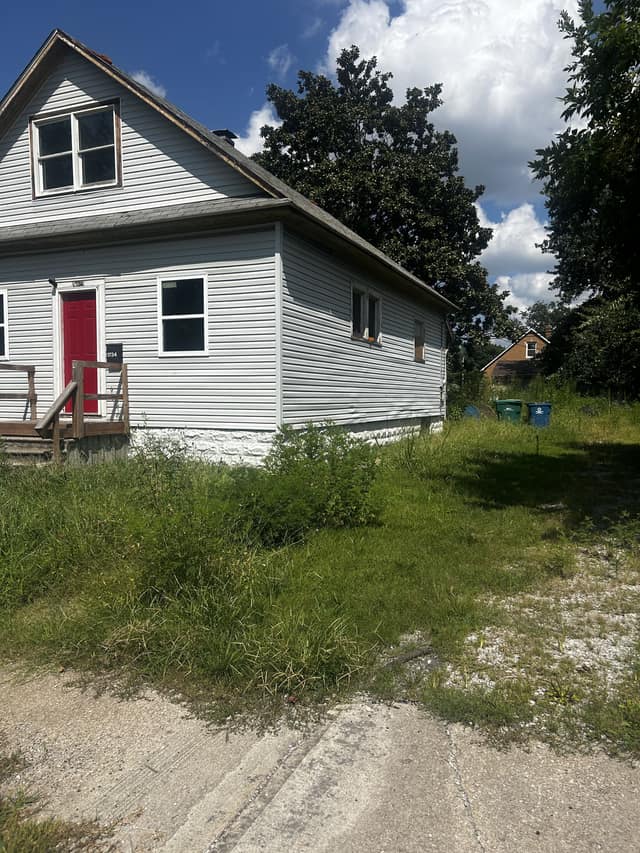 1734 Spruce St photo 2