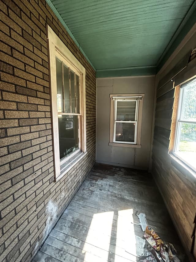 1734 Spruce St photo 5