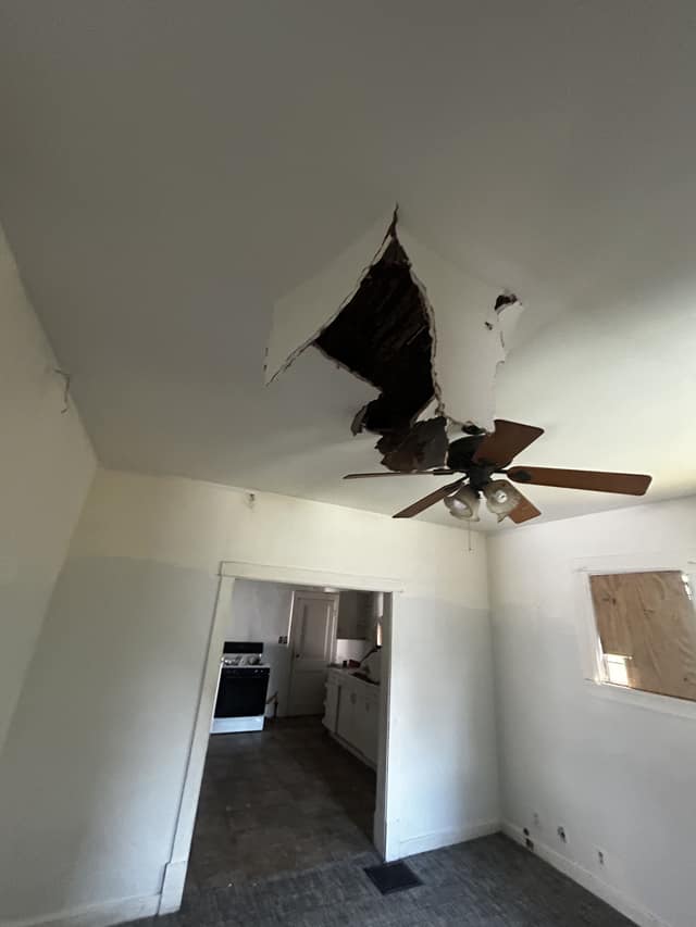1734 Spruce St photo 9