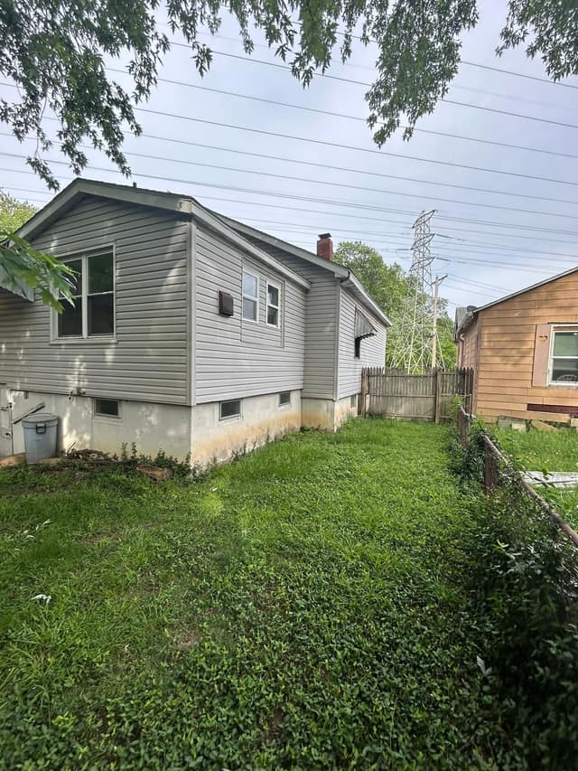 2425 Wheaton Ave photo 11