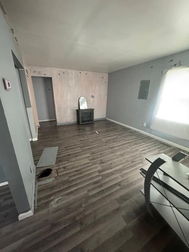 628 W Home Ave photo 5