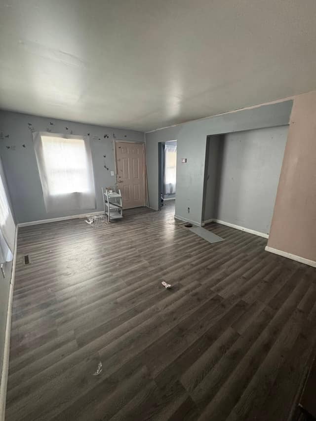 628 W Home Ave photo 6
