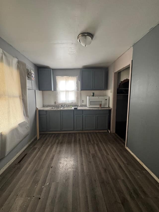 628 W Home Ave photo 18