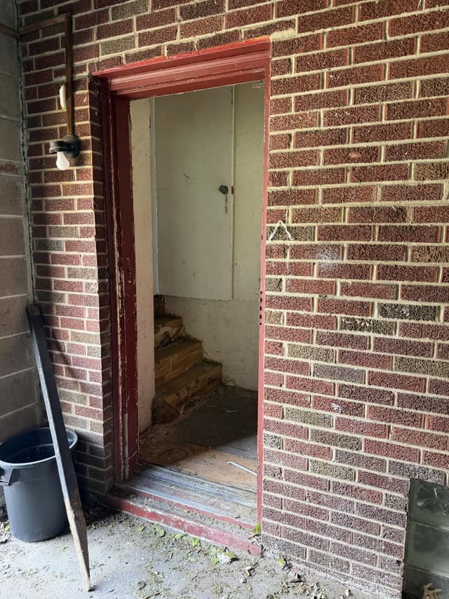 225 N 63rd St photo 5