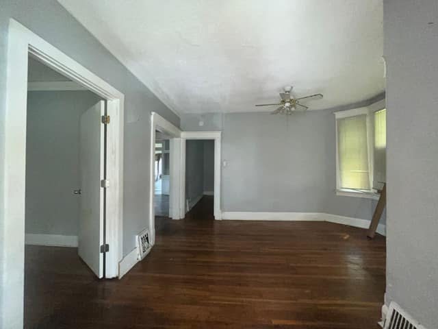 2810 Norwood Ave photo 5