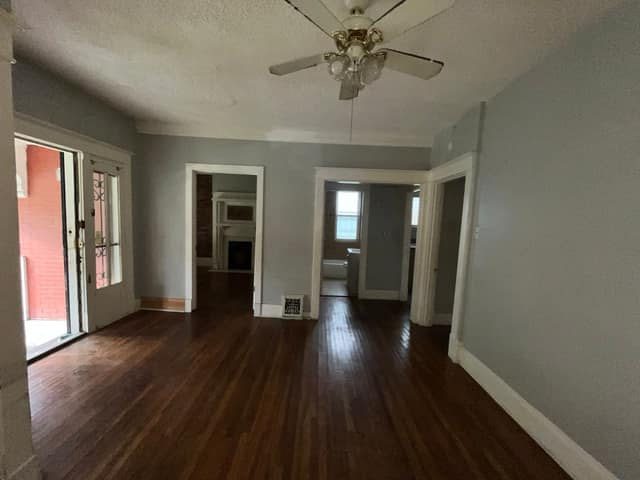 2810 Norwood Ave photo 10