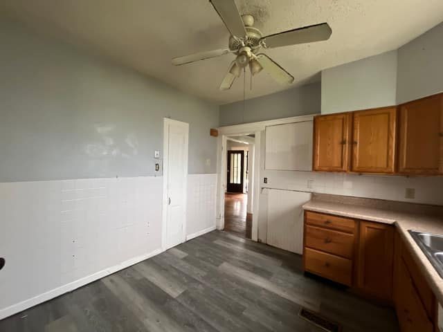 2810 Norwood Ave photo 19